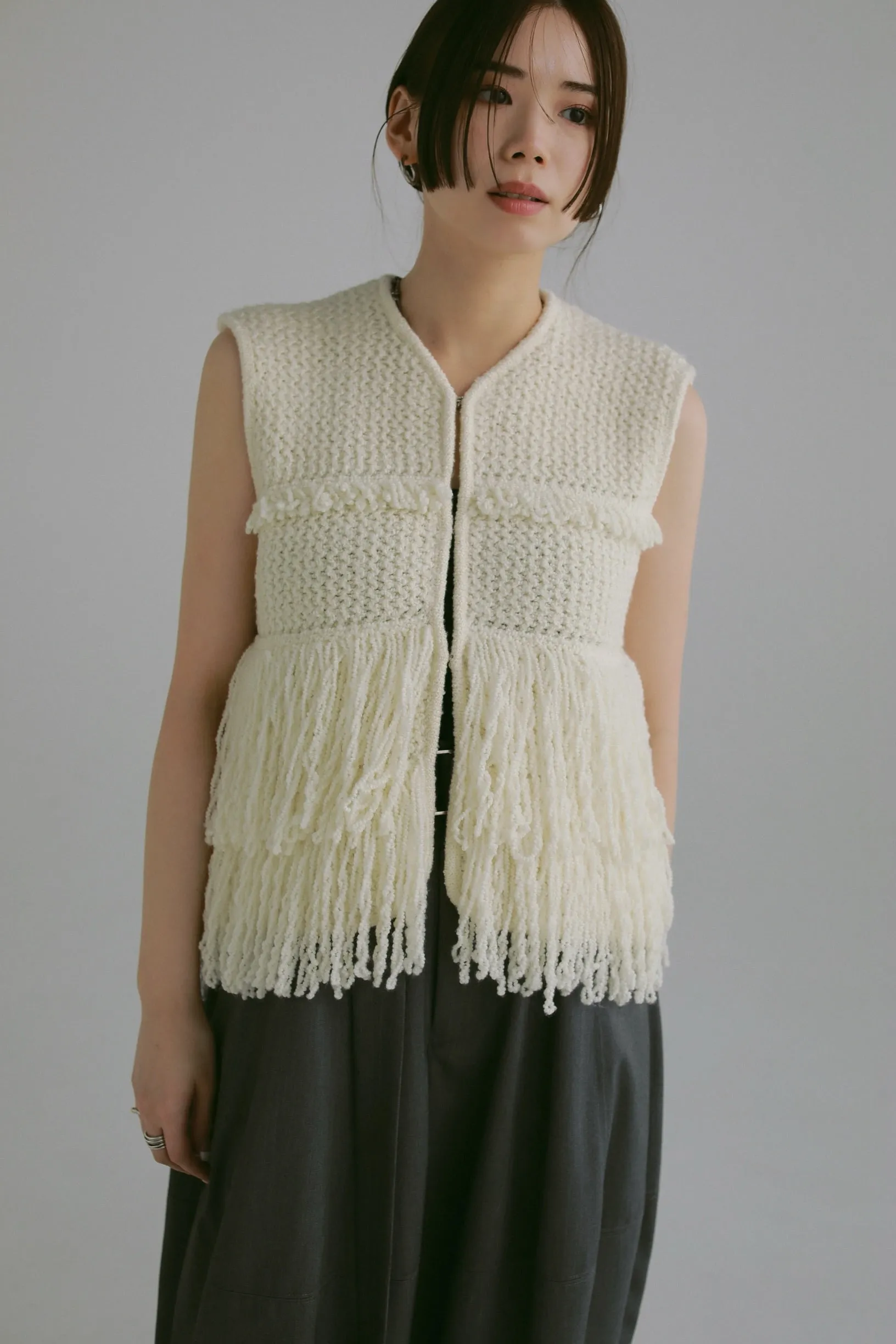 slab yarn fringe vest