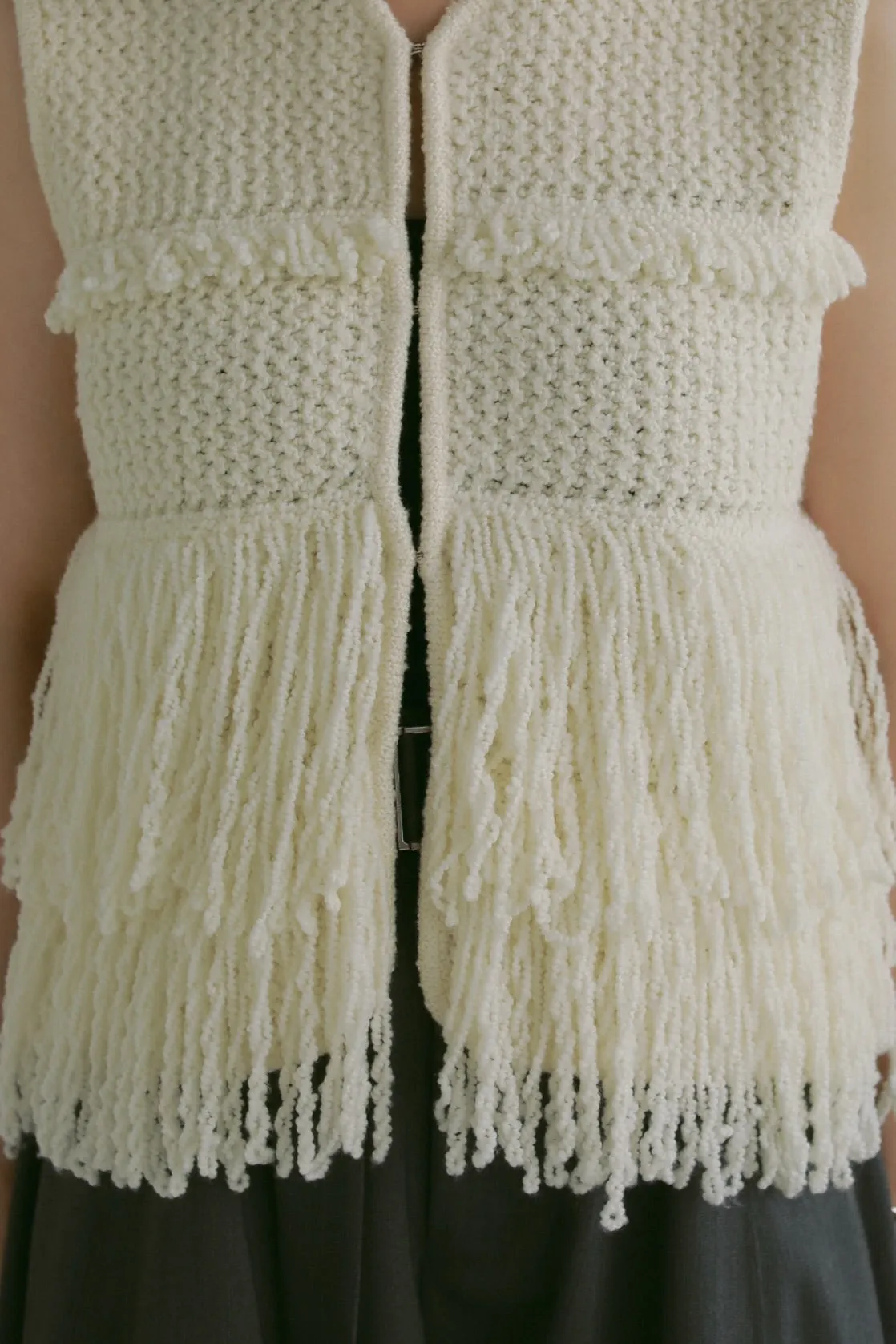 slab yarn fringe vest